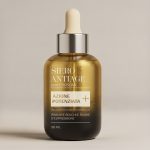 Flacone da 50 ml di Siero Antiage con esosomi su fondo neutro